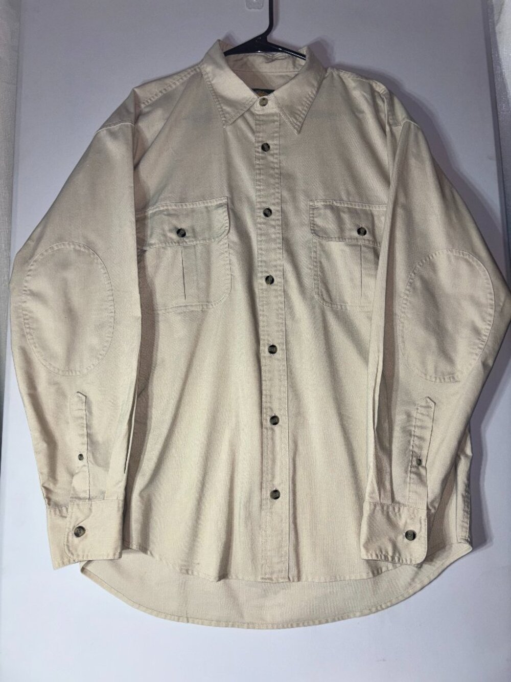 Cabela's Men's Medium Tan Long Sleeve Button Down Shirt